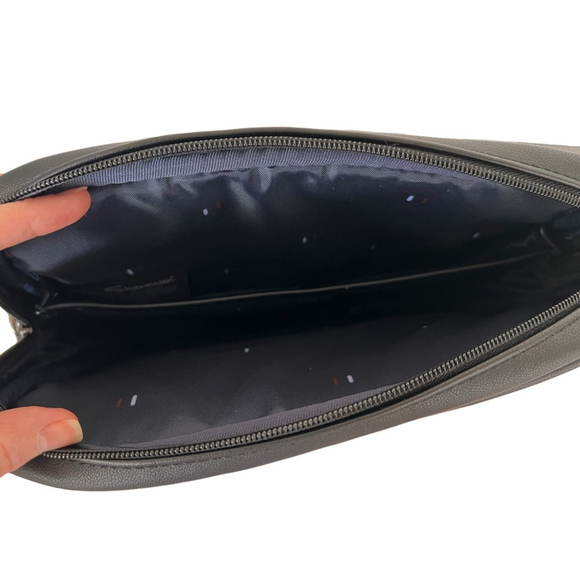 Ben Sherman Tablet Messenger Side Bag with Adjustable Strap. - Picture 3 of 5